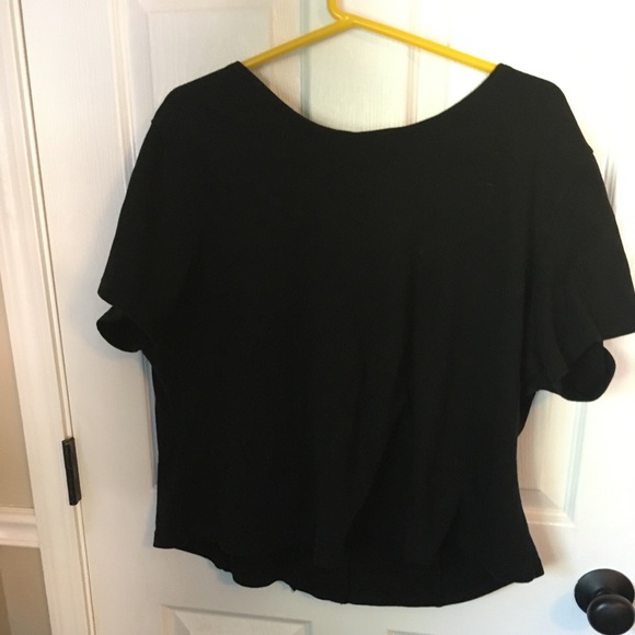 Black lace up short sleeved top, Cato, size 26/28 - Picture 3 of 5